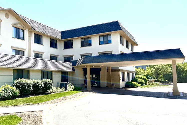 avantara chicagoridge featured